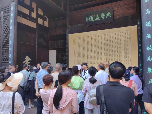 981893051ca2903ef60ec997da8cc94