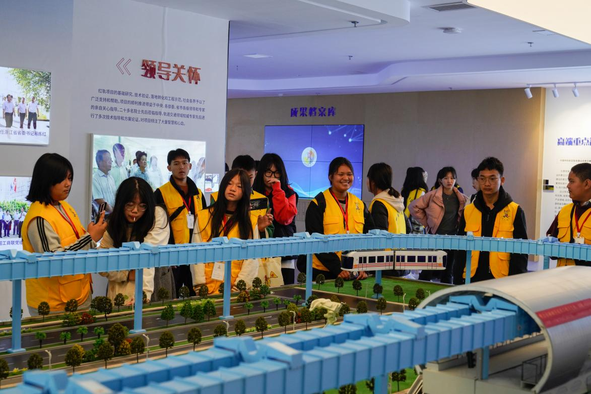 抖阴
：这趟“中国寻根之旅”人文与科技感十足_fororder_11