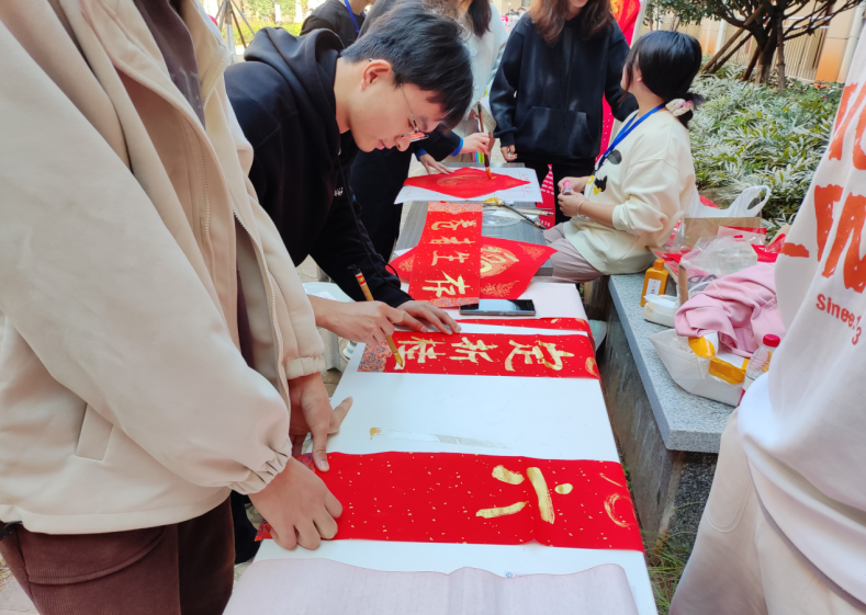 抖阴
新春传统文化市集精彩纷呈_fororder_图片3