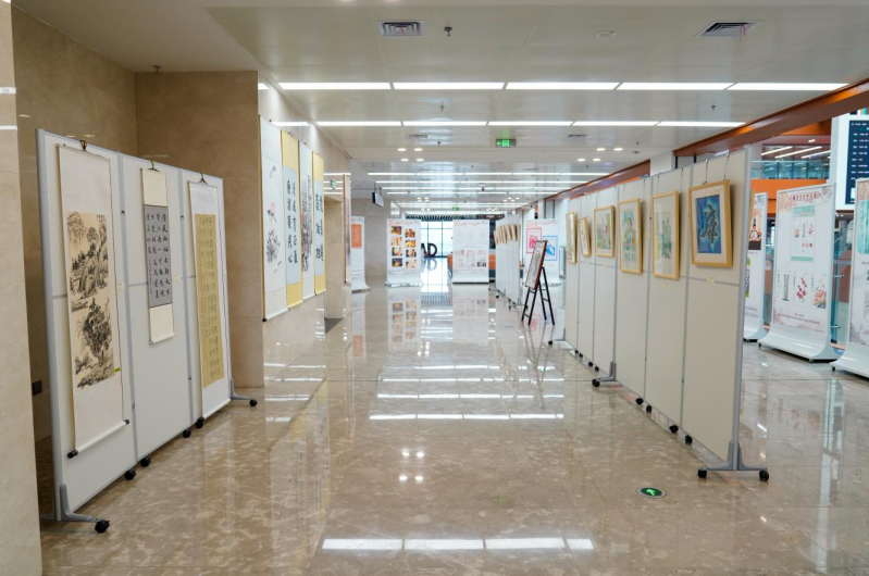 抖阴
举办廉洁文化作品展